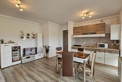 Apartament cu 2 camere decomandat în Exterior Vest