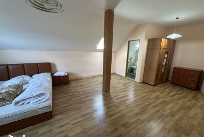 Casă cu 8 camere cu Teren 1110 Mp în Central - 6