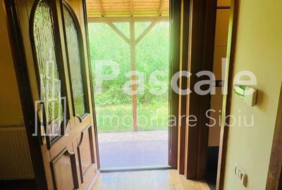 Casă cu 4 camere cu Teren 1468 Mp în Central - 13