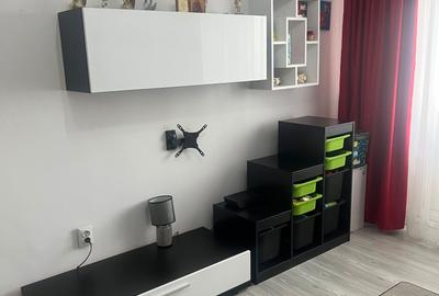 Apartament cu 2 camere semidecomandat în Central