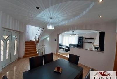 Casa de vanzare in Alba Iulia, Cetate - zona rezidentiala - 2