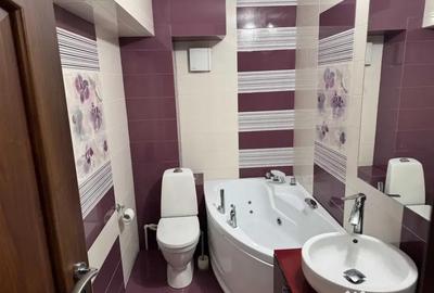 Apartament cu 3 camere decomandat în Păcurari - 1