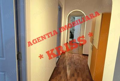 Apartament cu 3 camere decomandat în Nord - 12