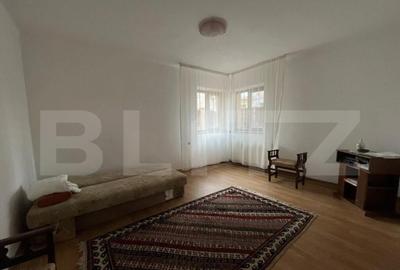 Casă cu 7 camere cu Teren 533 Mp în Brazda lui Novac