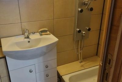 Apartament cu 4 camere semidecomandat în Central - 3