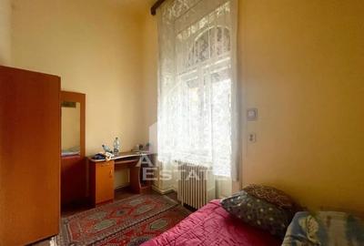 Apartament cu 3 camere semidecomandat în Central - 17