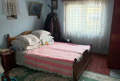 Casă cu 4 camere în Tătărani - 8