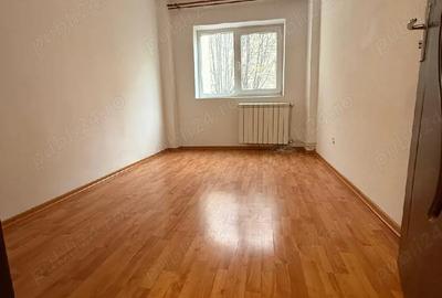 Apartament cu 3 camere decomandat în Central - 2