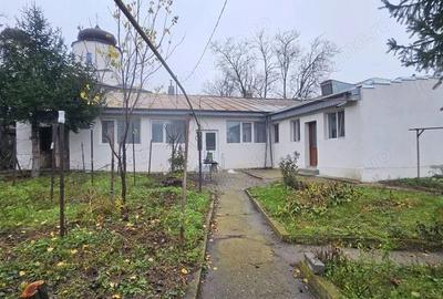 Casă cu Teren 553 Mp în Central