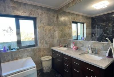 Casă cu 4 camere cu Teren 980 Mp în Valea - 15