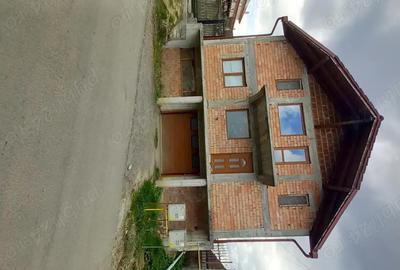 Casă cu 5 camere în Central - 4