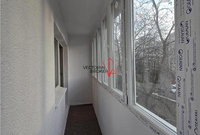 Apartament cu 2 camere decomandat în Tei - 15