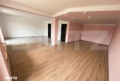 Casă cu 4 camere cu Teren 900 Mp în Central - 1