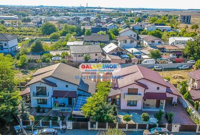 Casă cu 4 camere cu Garaj în Central