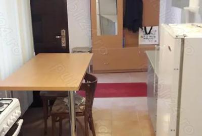 Apartament cu 3 camere în Central - 9