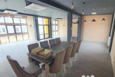 Vila in zona  Pipera 350 mp, teren 400, pretabila activitati educative, birou - 11