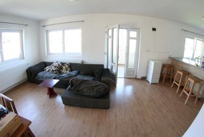 Casă individuală cu 4 camere cu Canalizare în Cristian - 1