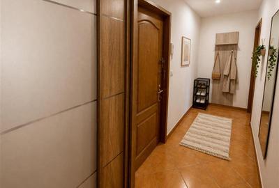 Garsonieră decomandată, mobilată în Astra - 3