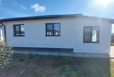 Casa BCA , Noua, Mobilata utilata ,Centrala proprie cu GAZ 3 Km de Centrul Mioveniului - 2