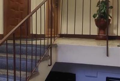 RECO . Apartament cu 2 camere Decomandat . Rogerius . - 8