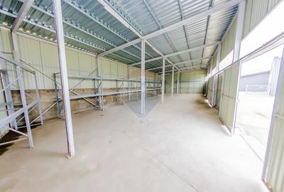 Spatiu de birouri si hala de depozitare ,de inchiriat - 12