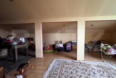 Casă cu 7 camere cu Teren 230 Mp în Central - 1