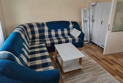 Apartament cu 3 camere decomandat, mobilat în Unirea - 2