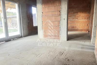 Casă cu Teren 700 Mp în Giarmata