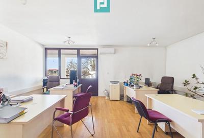 Casă individuală cu 10 camere cu Canalizare în Torontalului - 16