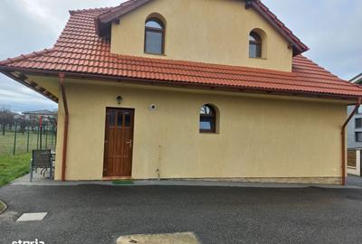 Casă cu 4 camere în Satu Nou de Sus - 2