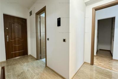 Apartament cu 2 camere decomandat, mobilat în Tractorul - 9