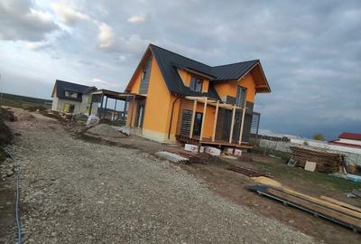 Casă cu 4 camere în Dumbrava - 5