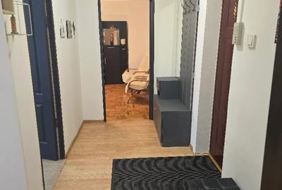 Apartament cu 2 camere decomandat în 22 Decembrie - 9