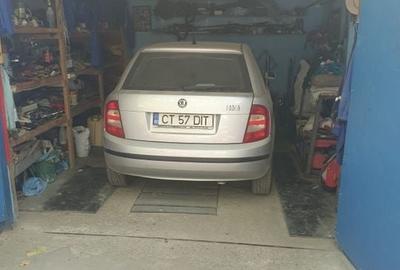 Casă cu 6 camere în Castelu