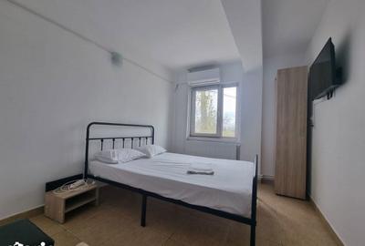 Casă cu 7 camere cu Teren 136 Mp în Central - 10