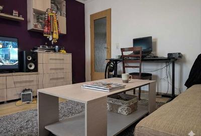 Garsonieră decomandată în Central