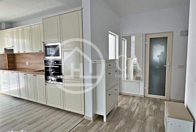 Apartament cu 3 camere decomandat în Central - 1