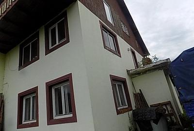 Proprietar vand casa/vila/pensiune in Vatra Dornei- direct la strada! Comision 0 - 2