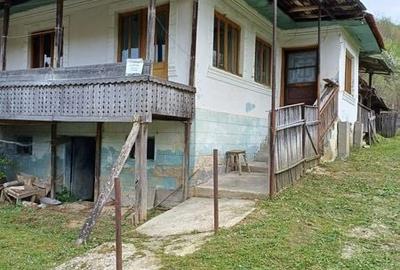 Casă cu 3 camere cu Teren 93 Mp în Vladimir - 2
