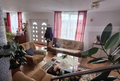 Casă cu 4 camere cu Teren 500 Mp în Central - 3