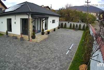 Casă cu 3 camere în Central - 1