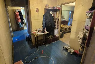 Obor vanzare ap 4 camere decomandat 3min metrou - 9