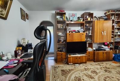 Apartament cu 3 camere semidecomandat în Păcurari - 2