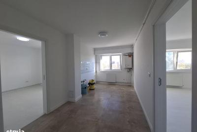 Apartament cu 2 camere decomandat în Boema - 4