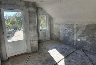 Casă cu 5 camere cu Teren 1000 Mp în Central - 8