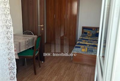 Garsonieră decomandată în Titan - 2