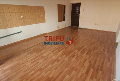 Apartament 3 camere decomandat Cetate etaj 2 - 2