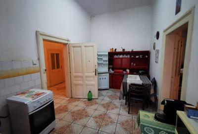 De Vanzare Apartament 4 Camere + Spatiu Comercial + Garaj – Iosefin - 12