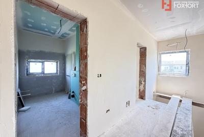 Duplex cu 3 camere cu Teren 247 Mp în Săcălaz - 16
