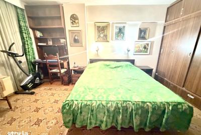 Apartament cu 4 camere decomandat în 9 Mai - 5